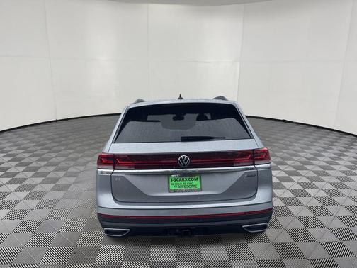 2026 Volkswagen Atlas 2.0T SE w/Technology 4MOTION