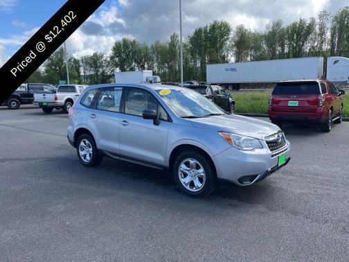 Ice Silver Metallic 2015 Subaru Forester 2.5i