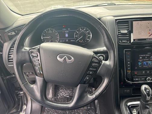 2021 INFINITI QX80 Luxe