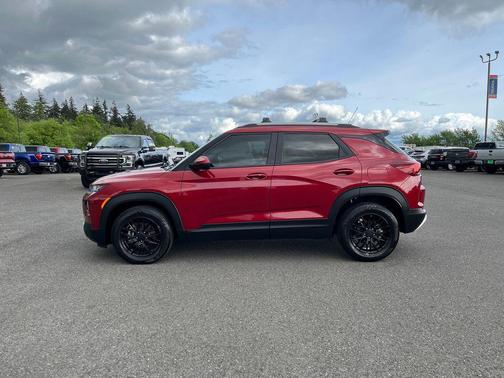 Scarlet Red Metallic 2021 Chevrolet Trailblazer LT