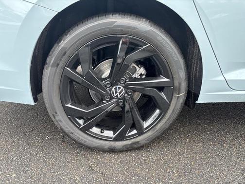 2026 Volkswagen Jetta 1.4T SE