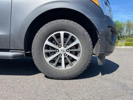 Magnetic 2019 Ford Expedition XLT