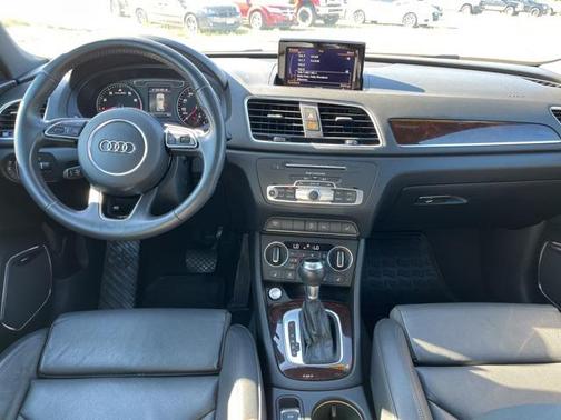 2018 Audi Q3 2.0T Premium Plus