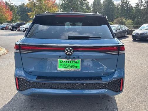 2025 Volkswagen Tiguan 2.0T SE R-Line Black 4MOTION