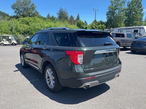 Forged Green Metallic 2024 Ford Explorer Limited