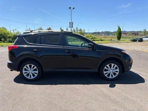 Cherry 2014 Toyota RAV4 Limited