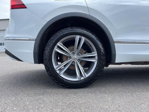2019 Volkswagen Tiguan 2.0T SEL R-Line 4MOTION