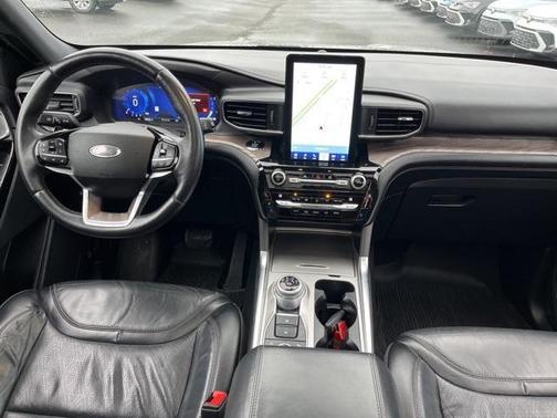 2021 Ford Explorer Platinum