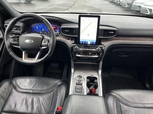 2021 Ford Explorer Platinum