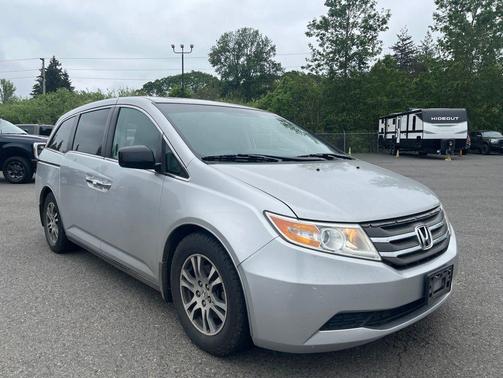 Polished Metal Metallic 2013 Honda Odyssey EX-L