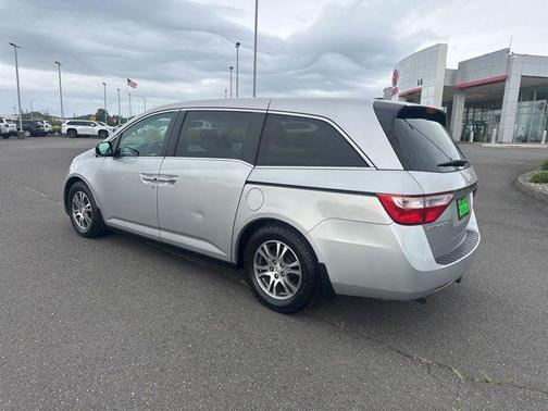 Polished Metal Metallic 2013 Honda Odyssey EX-L