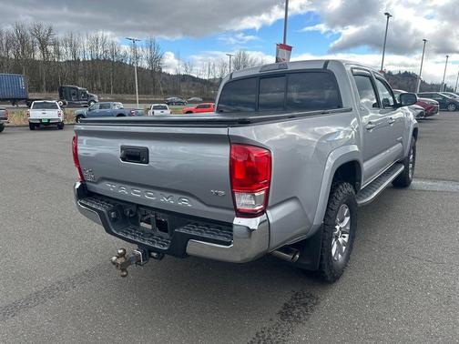 2017 Toyota Tacoma SR5