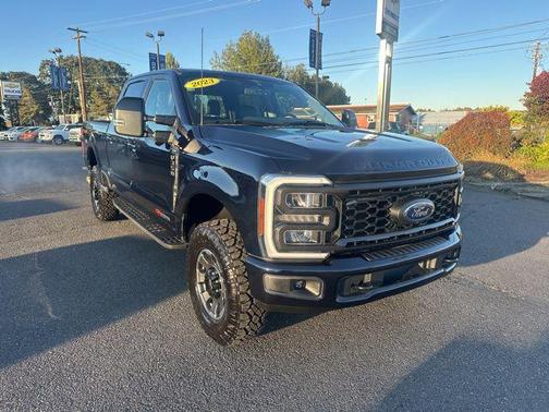 2023 Ford F-350 Lariat