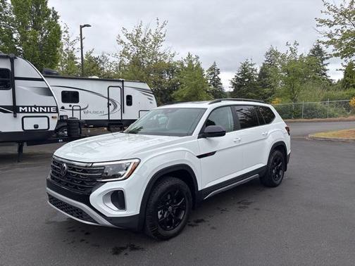2025 Volkswagen Atlas 2.0T Peak Edition