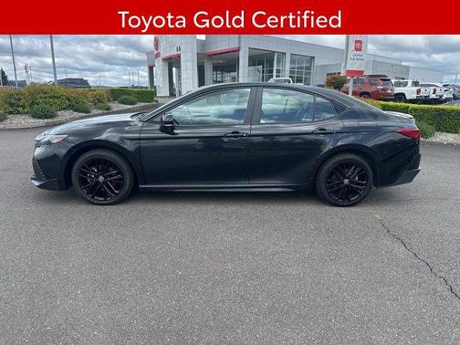 Midnight Black Metallic 2025 Toyota Camry SE