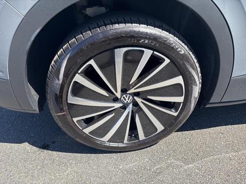 2025 Volkswagen ID.4 AWD Pro