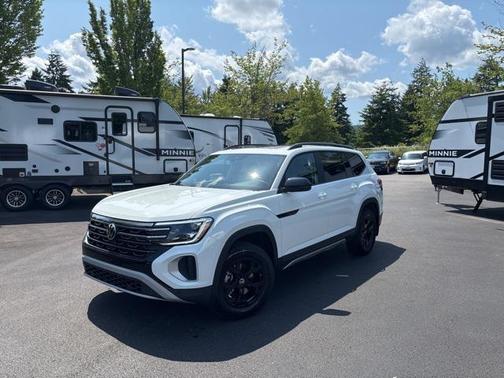 2025 Volkswagen Atlas 2.0T Peak Edition