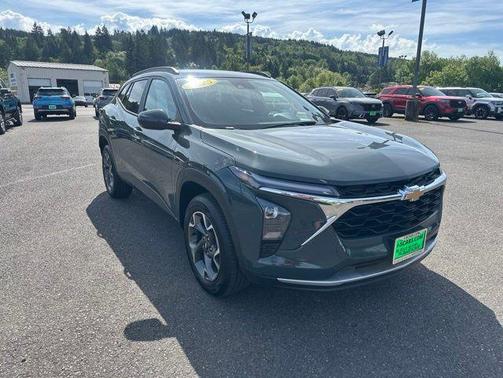 Cypress Gray 2025 Chevrolet Trax LT