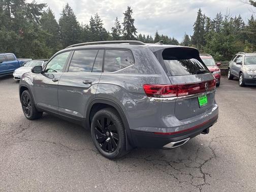 2026 Volkswagen Atlas 2.0T SE w/Technology 4MOTION