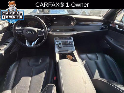 Typhoon Silver 2022 Hyundai PALISADE Calligraphy
