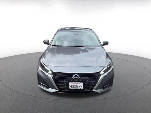 Gun Metallic 2025 Nissan Altima SV FWD
