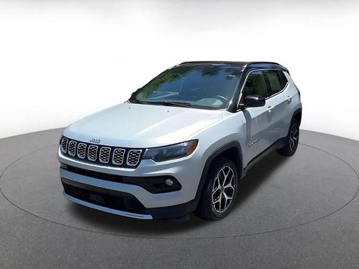 Silver Zynith Metallic Clearcoat 2025 Jeep Compass Limited