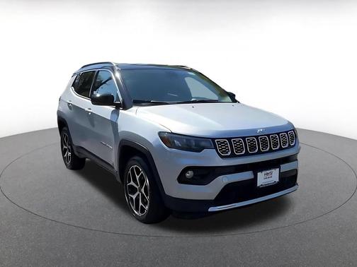 Silver Zynith Metallic Clearcoat 2025 Jeep Compass Limited