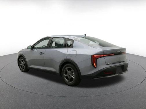 Steel Gray 2025 Kia K4 LXS