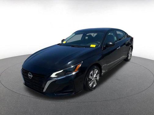 2023 Nissan Altima S FWD