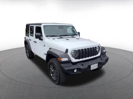 Bright White Clearcoat 2025 Jeep Wrangler Sport S