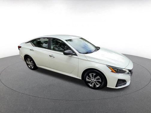 2024 Nissan Altima S FWD
