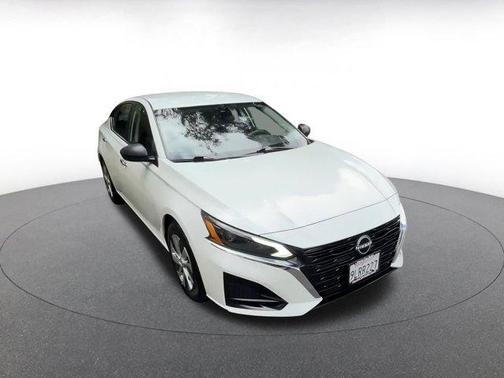 2024 Nissan Altima S FWD