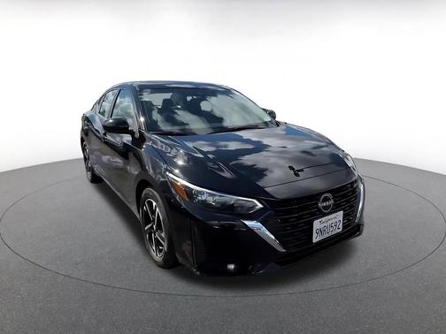 Super Black 2025 Nissan Sentra SV
