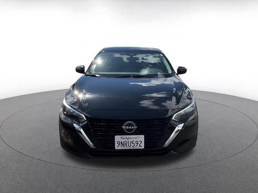 Super Black 2025 Nissan Sentra SV