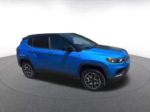 Hydro Blue Pearlcoat 2025 Jeep Compass Trailhawk