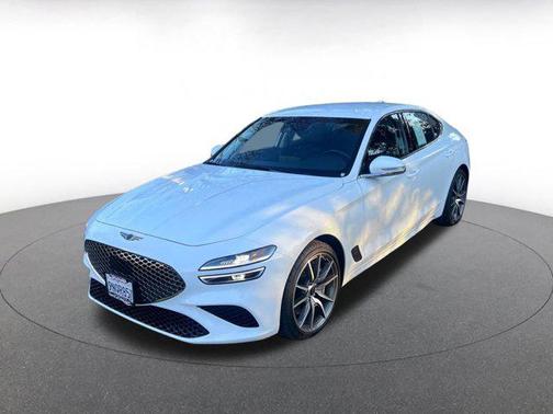 2025 Genesis G70 2.5T RWD