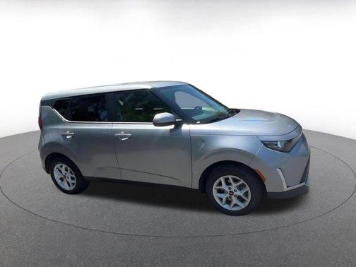 Steel Gray 2025 Kia Soul LX