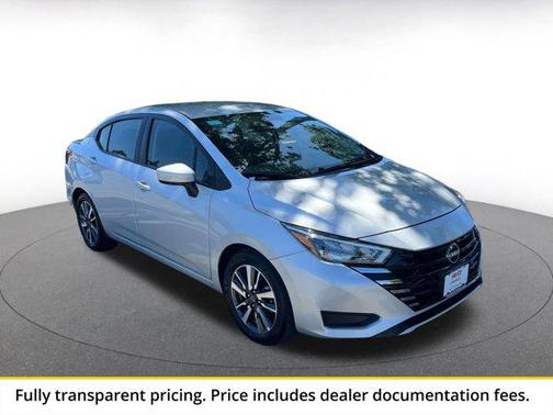 Brilliant Silver Metallic 2025 Nissan Versa 1.6 SV