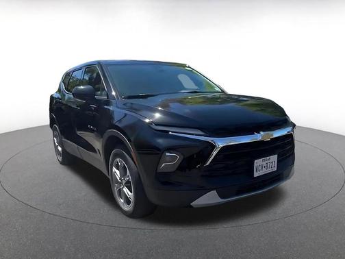 Black 2025 Chevrolet Blazer 2LT