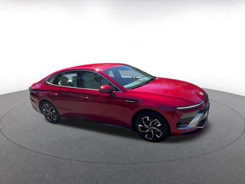 Ultimate red 2025 Hyundai SONATA SEL