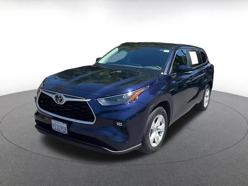 Blueprint 2025 Toyota Highlander LE