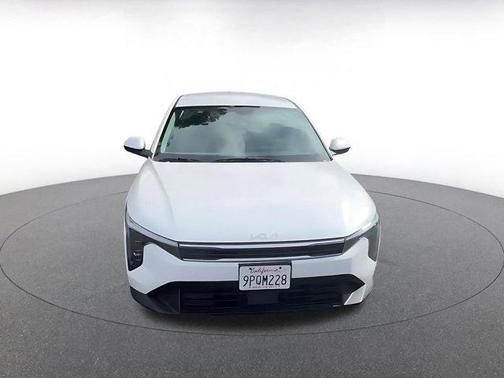 Snow White Pearl 2025 Kia K4 LXS