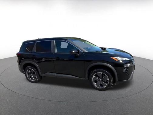Super Black 2025 Nissan Rogue SV