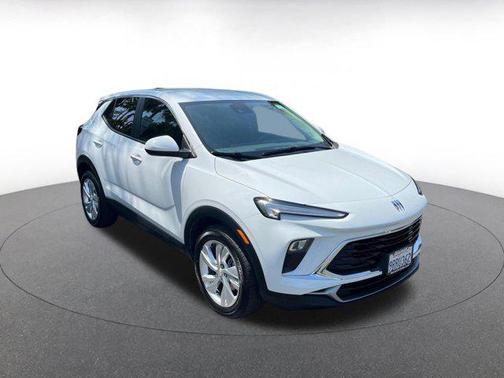Summit White 2025 Buick Encore GX Preferred