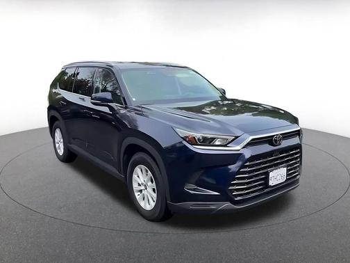 Blueprint 2025 Toyota Grand Highlander XLE