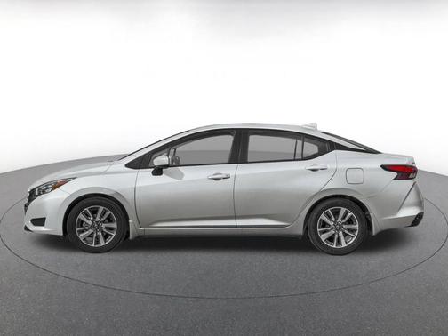 Brilliant Silver Metallic 2025 Nissan Versa 1.6 SV