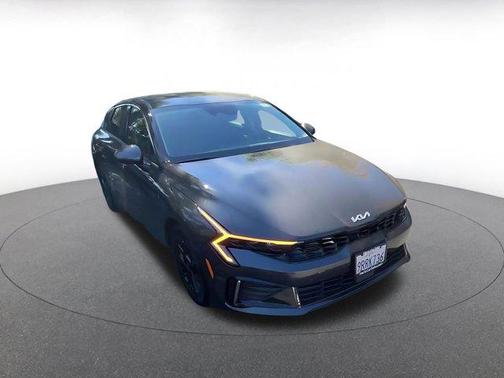 2025 Kia K5 LXS