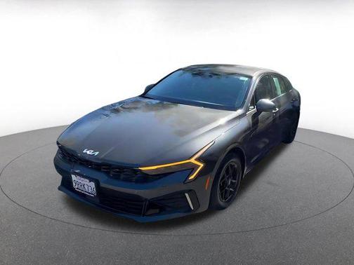 2025 Kia K5 LXS