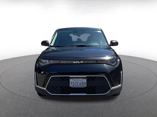 Fusion Black 2025 Kia Soul LX