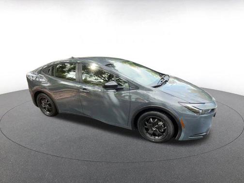 2025 Toyota Prius LE